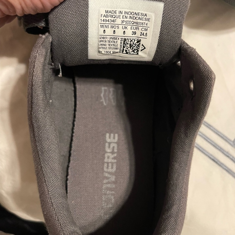 Converse - Picture 5 of 6